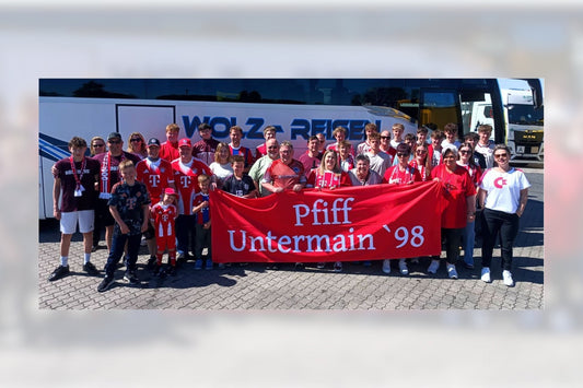 Gute Stimmung auf dem Weg gegen Heidenheim.