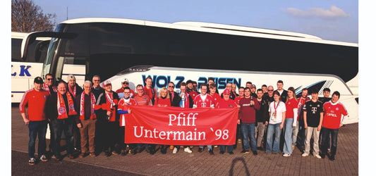 Fanclubfahrt Bergamo – Busfahrer Sebastian neu eingekleidet